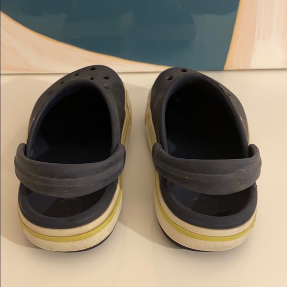 Kids CROCS, Blue & Lime, size 11 - Picture 2 of 5